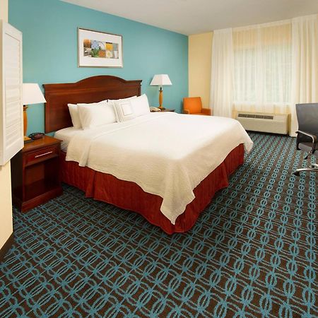 Fairfield Inn & Suites By Marriott Waco North Exterior photo
